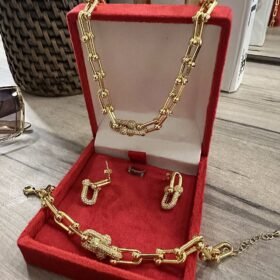 Necklace& bracelet set
