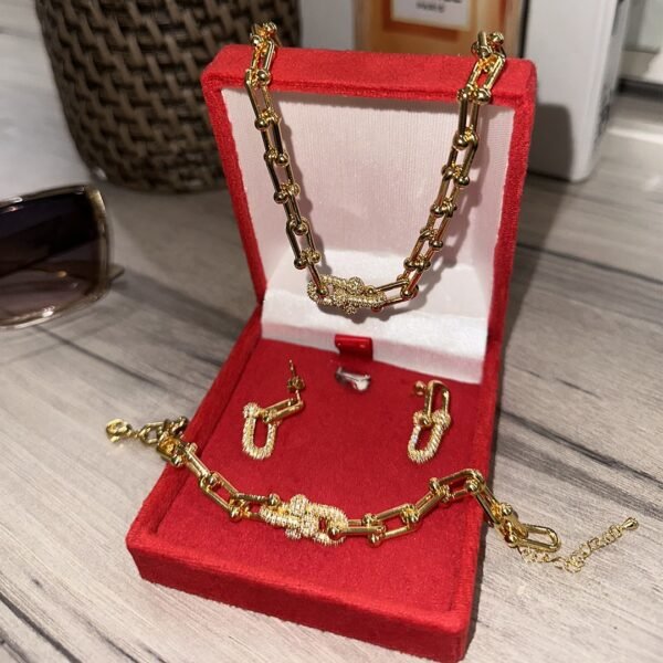 Necklace& bracelet set - Image 2